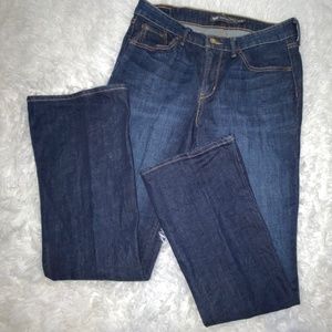 Levi Classic Rise Boot Cut Demi Curve Jeans